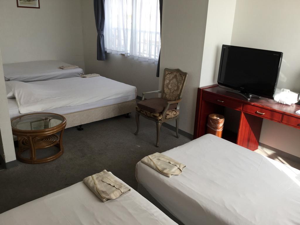 Hotel Peace Land Ishigaki Ishigaki  Luaran gambar